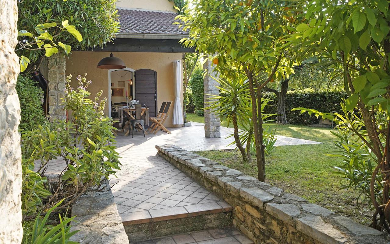 Villa Bouganville Toscolano Maderno Exteriör bild